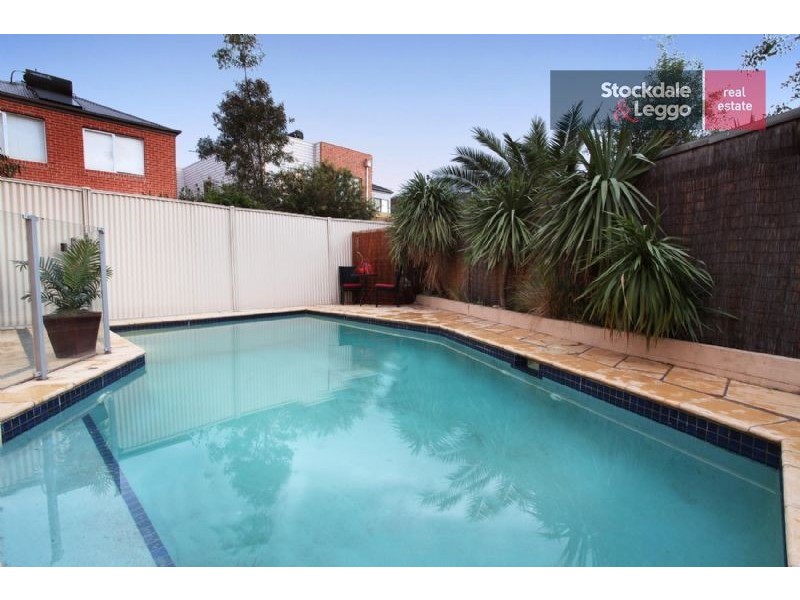 27 Marigold Crescent, Gowanbrae VIC 3043