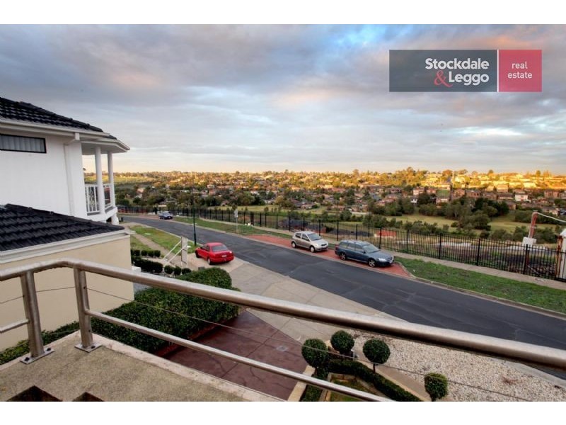 27 Marigold Crescent, Gowanbrae VIC 3043