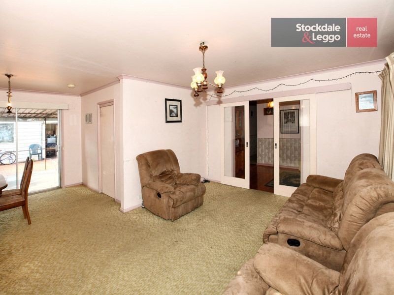 4 Derwent Court, Gladstone Park VIC 3043