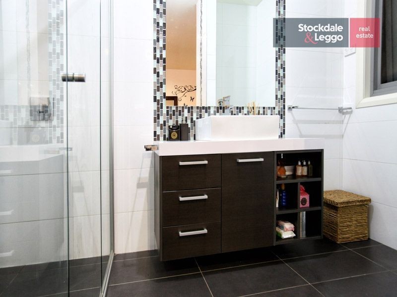 2 Monte Carlo Court, Greenvale VIC 3059