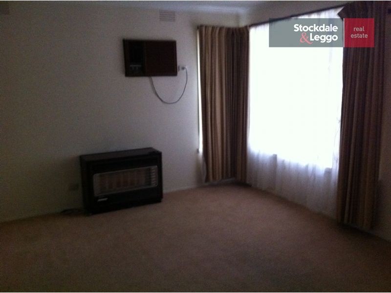 97 Carrick Drive, Gladstone Park VIC 3043