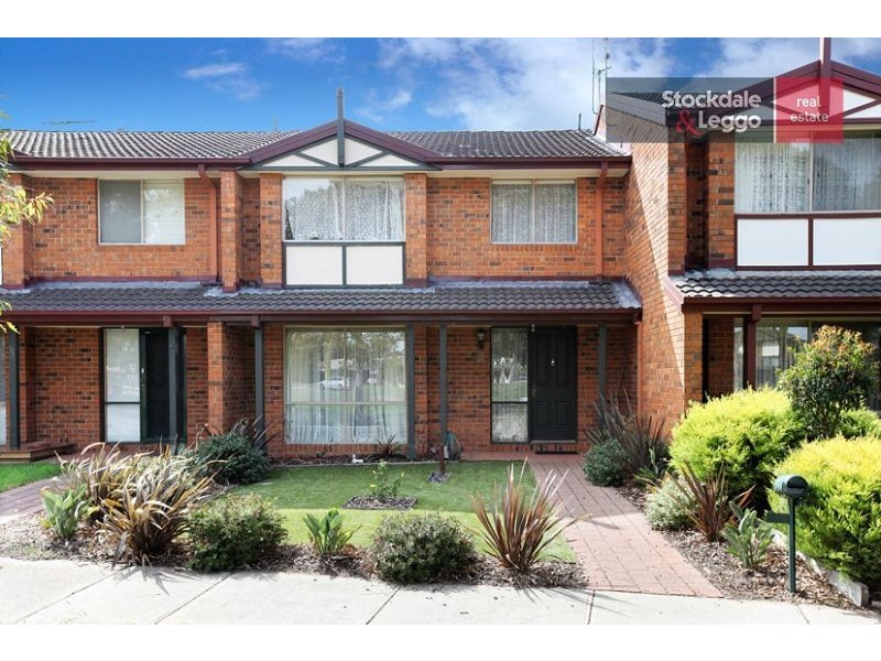9 Fielders Walk, Westmeadows VIC 3049