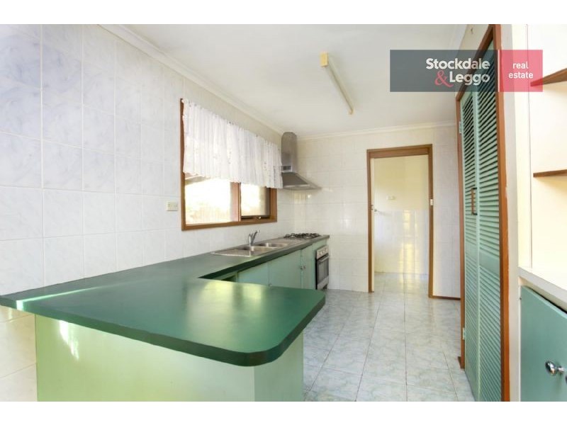 54 Burnleigh Drive, Gladstone Park VIC 3043
