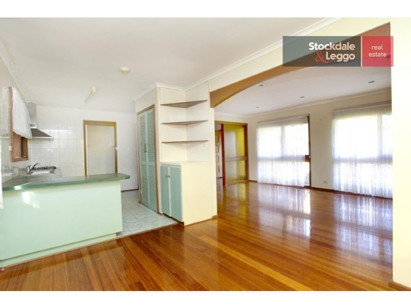 54 Burnleigh Drive, Gladstone Park VIC 3043