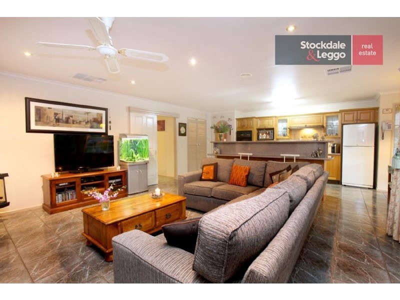 5 Punjel Drive, Diggers Rest VIC 3427