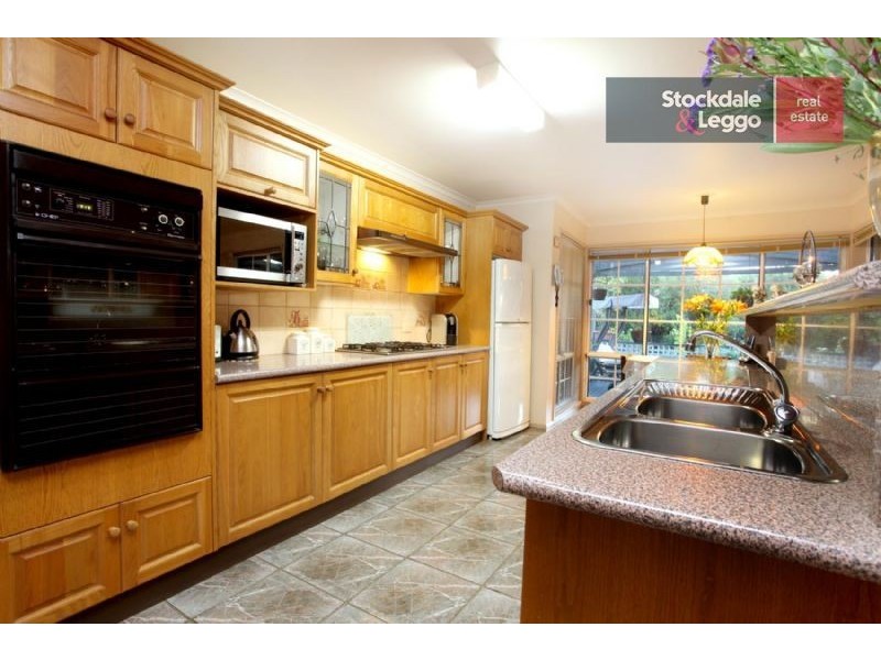 5 Punjel Drive, Diggers Rest VIC 3427