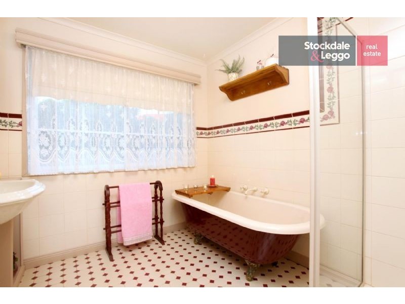 5 Punjel Drive, Diggers Rest VIC 3427