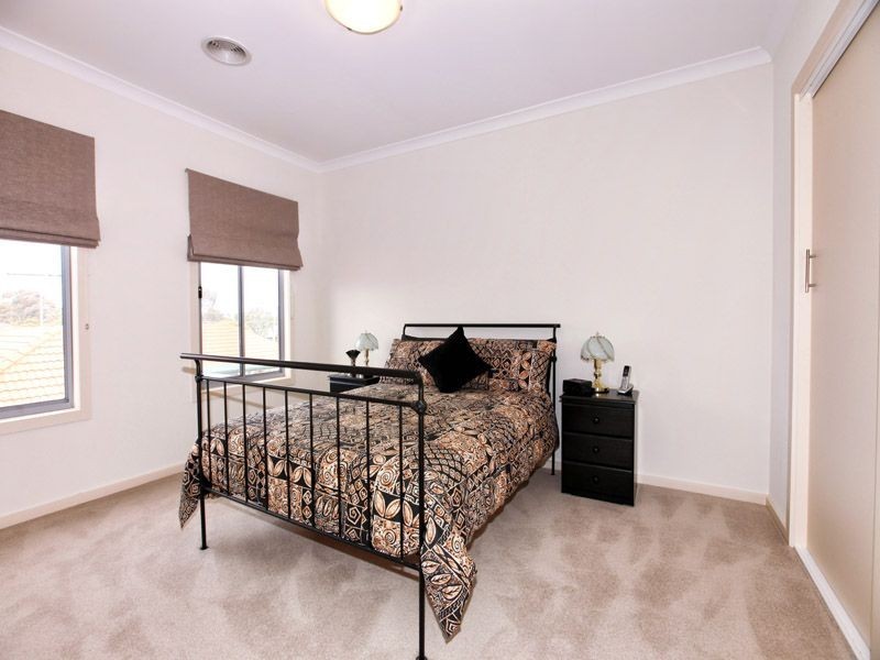 2/76 Broadmeadows Road, Tullamarine VIC 3043