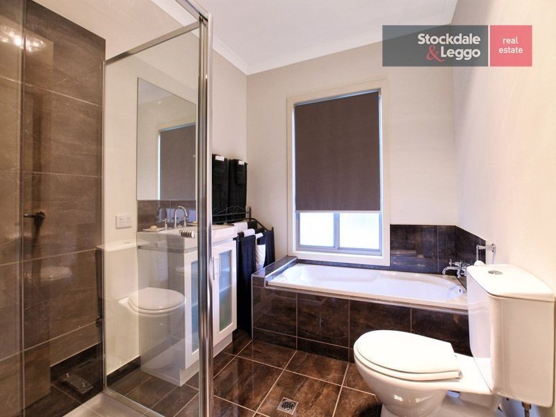 2/76 Broadmeadows Road, Tullamarine VIC 3043