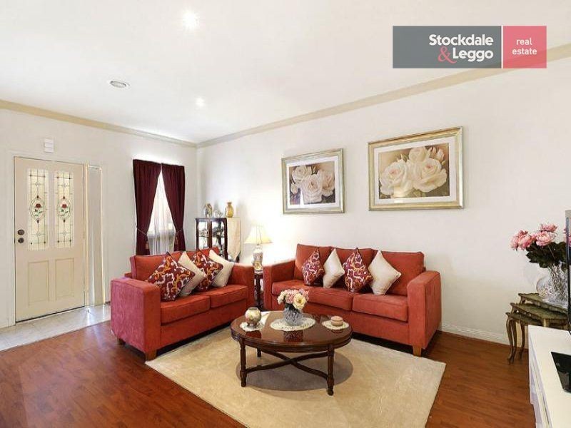 6/9C Weyburn Place, Avondale Heights VIC 3034