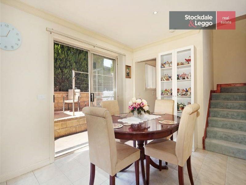 6/9C Weyburn Place, Avondale Heights VIC 3034