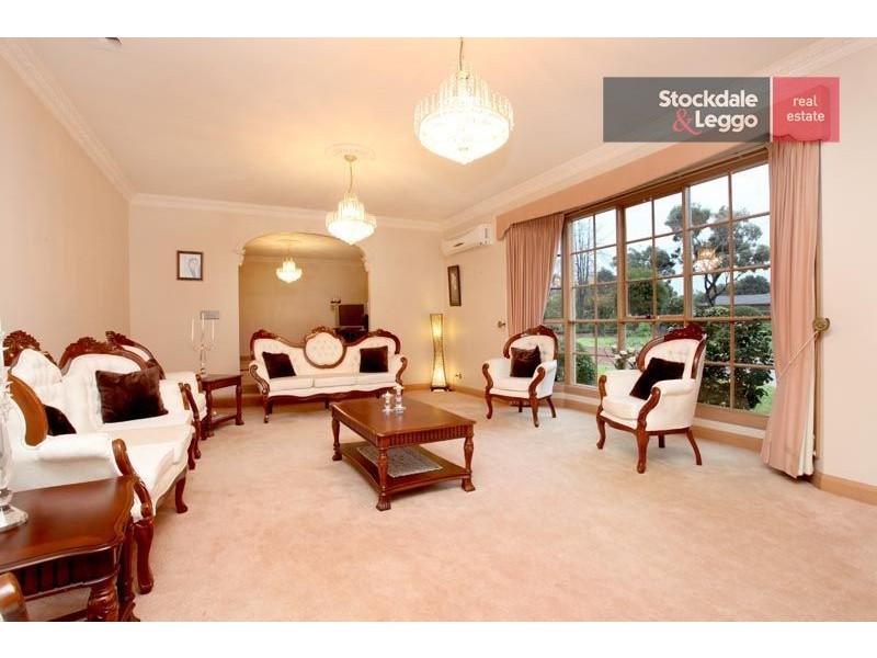 8 Galashiels Terrace, Greenvale VIC 3059