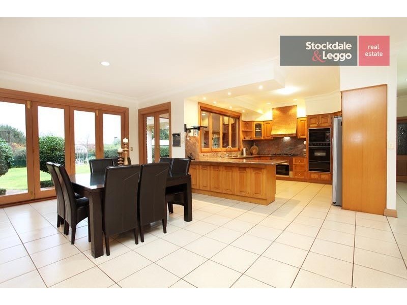 8 Galashiels Terrace, Greenvale VIC 3059