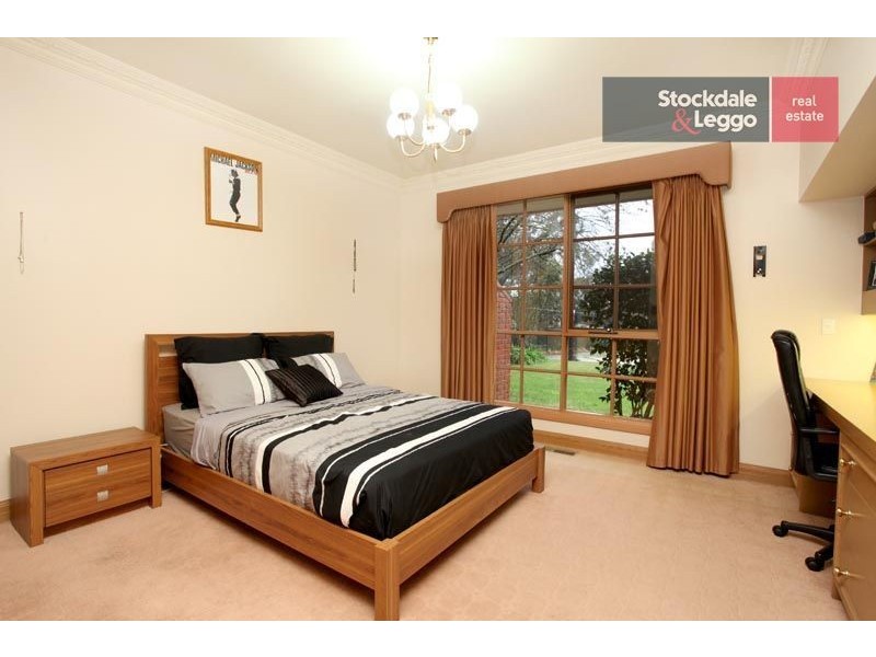 8 Galashiels Terrace, Greenvale VIC 3059