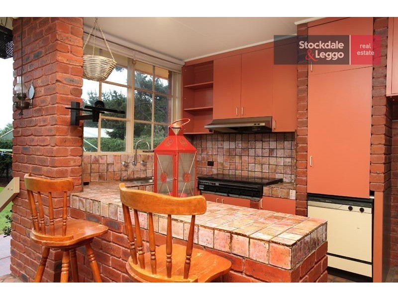 8 Galashiels Terrace, Greenvale VIC 3059