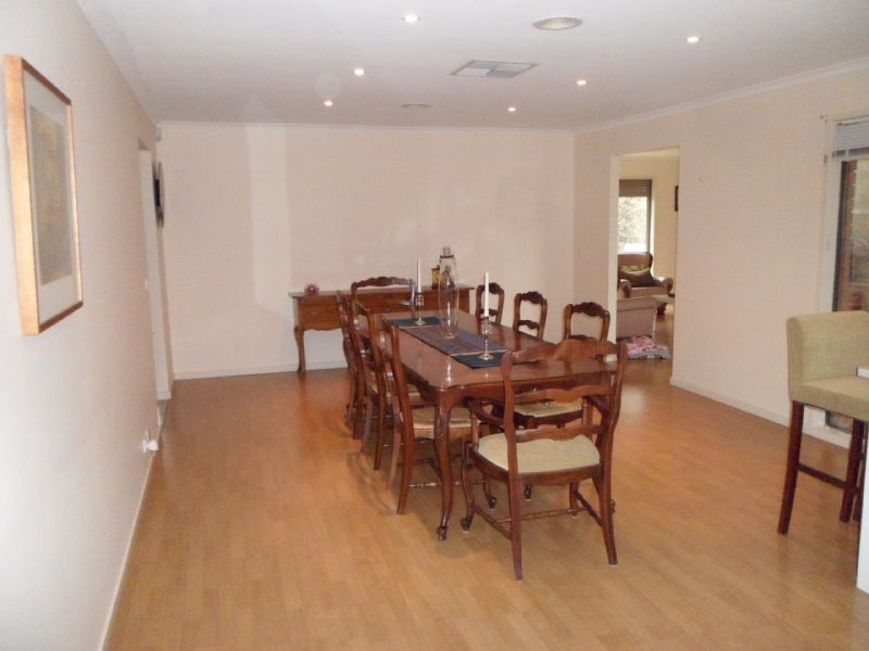 9 Inkeepers Way, Attwood VIC 3049