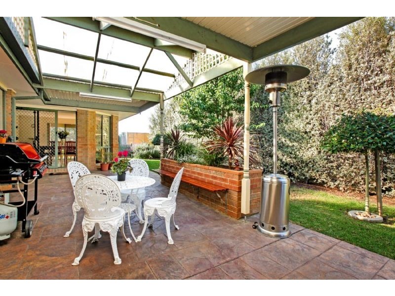 9 Inkeepers Way, Attwood VIC 3049