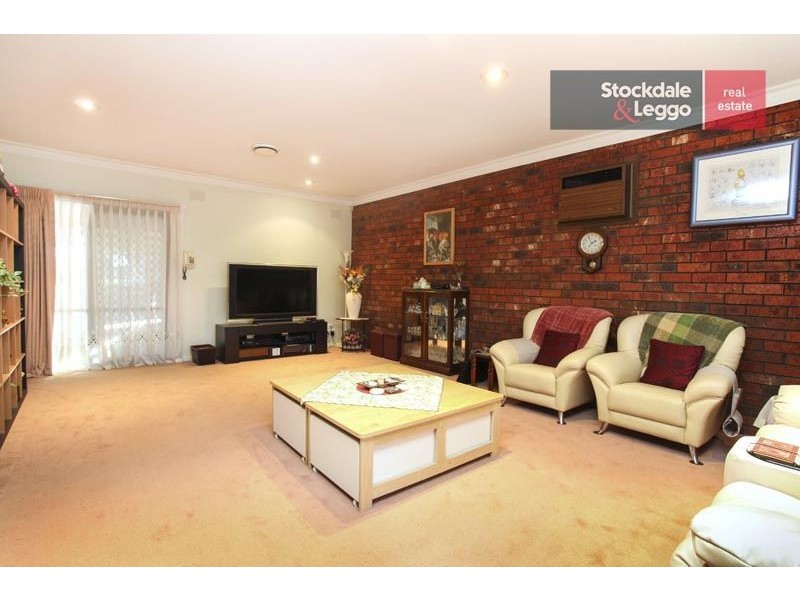 15 Airdrie Mews, Greenvale VIC 3059