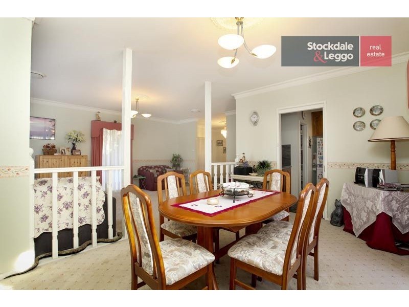 15 Airdrie Mews, Greenvale VIC 3059