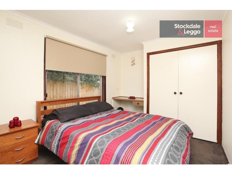 4 Fiona Court, Gladstone Park VIC 3043