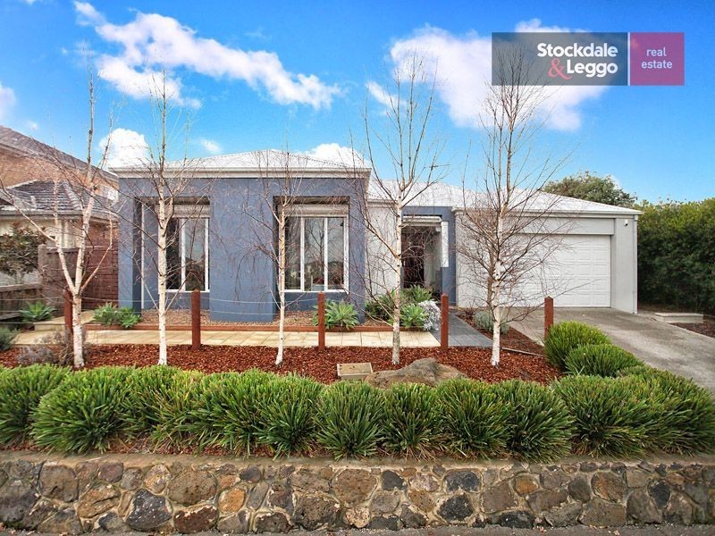 10 Scarborough Terrace, Craigieburn VIC 3064