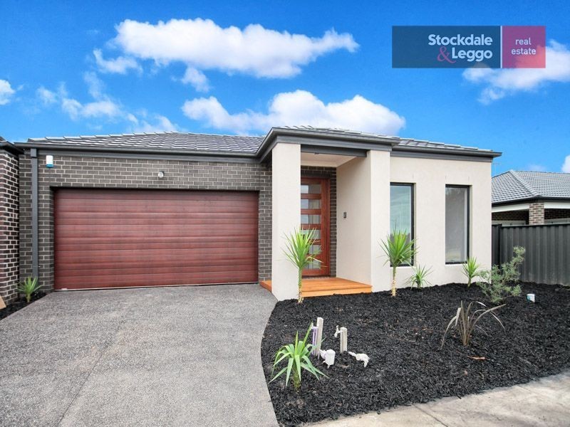 4 Falkland Road, Craigieburn VIC 3064
