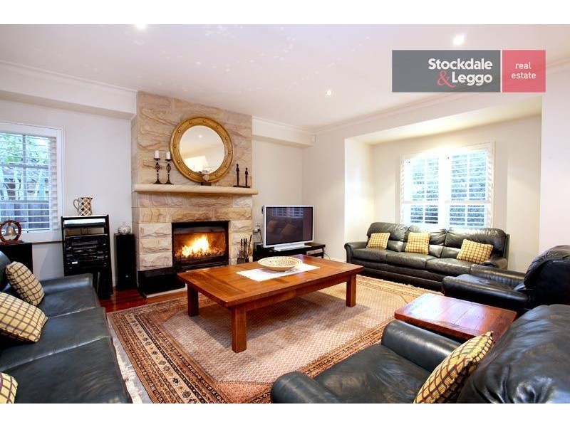 26 Mossgiel Avenue, Greenvale VIC 3059