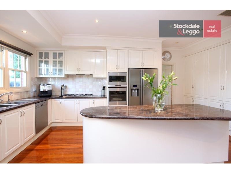 26 Mossgiel Avenue, Greenvale VIC 3059