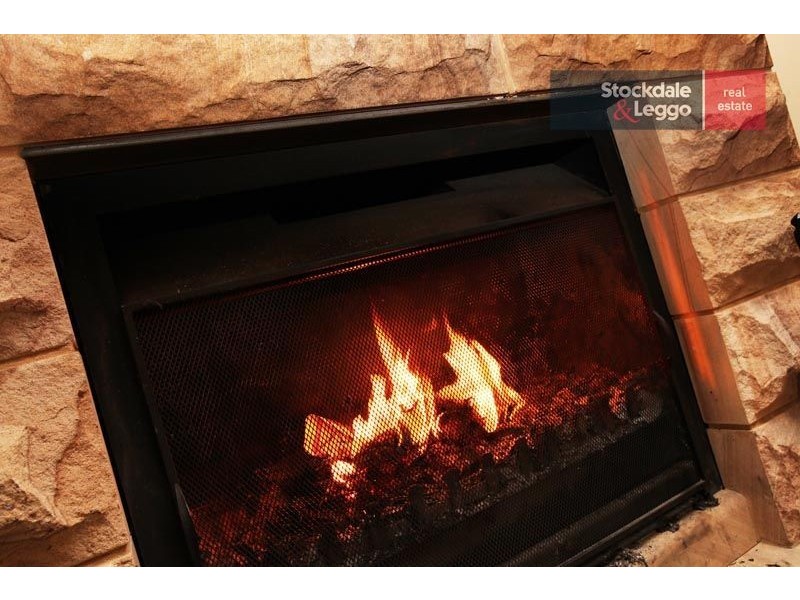 26 Mossgiel Avenue, Greenvale VIC 3059