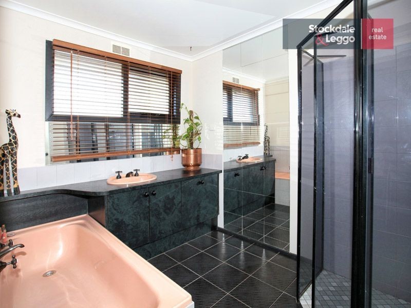 48 Greenvale Drive, Greenvale VIC 3059