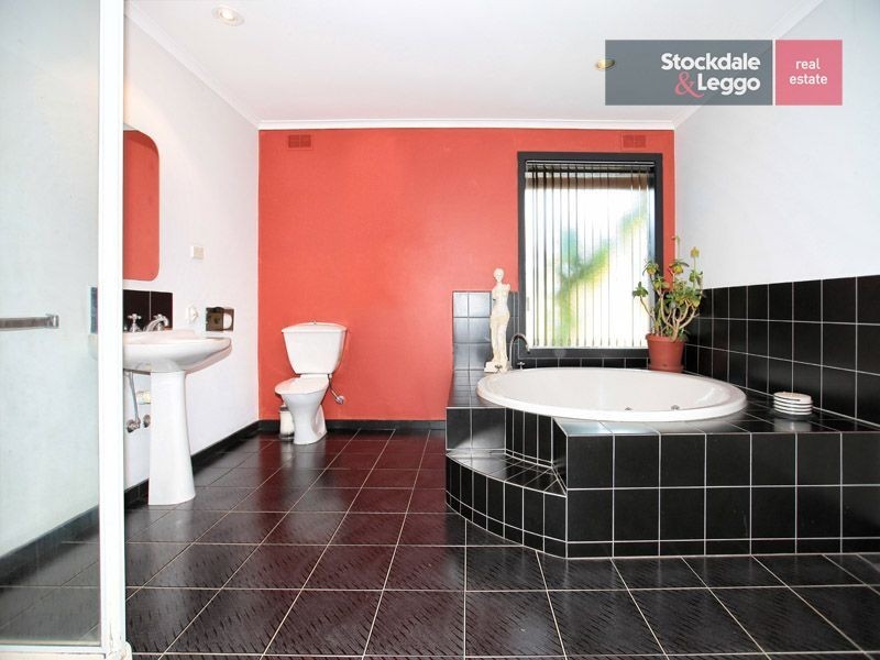 48 Greenvale Drive, Greenvale VIC 3059