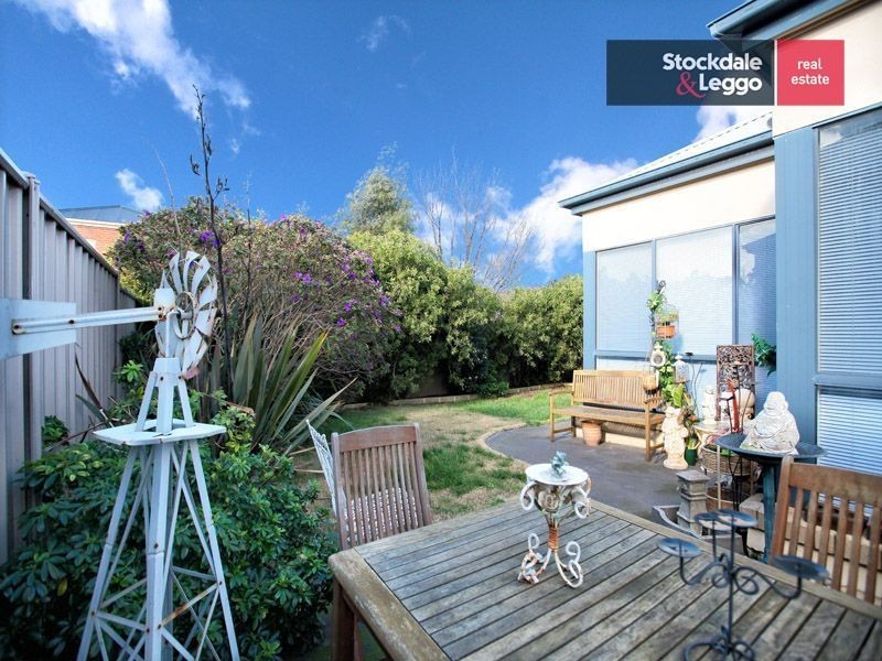 14 Greenhill Place, Craigieburn VIC 3064