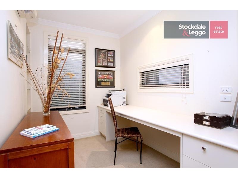 5 Knapdale Court, Greenvale VIC 3059