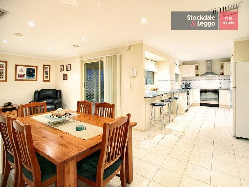 57 The Circuit, Gladstone Park VIC 3043