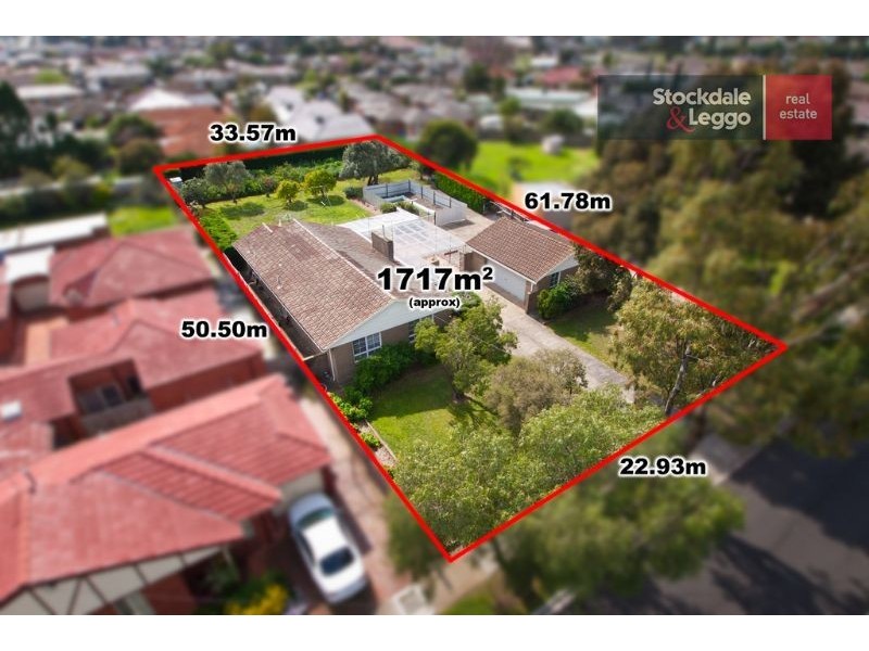 52 Banksia Grove, Tullamarine VIC 3043