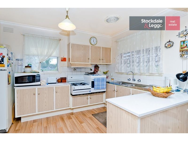 52 Banksia Grove, Tullamarine VIC 3043