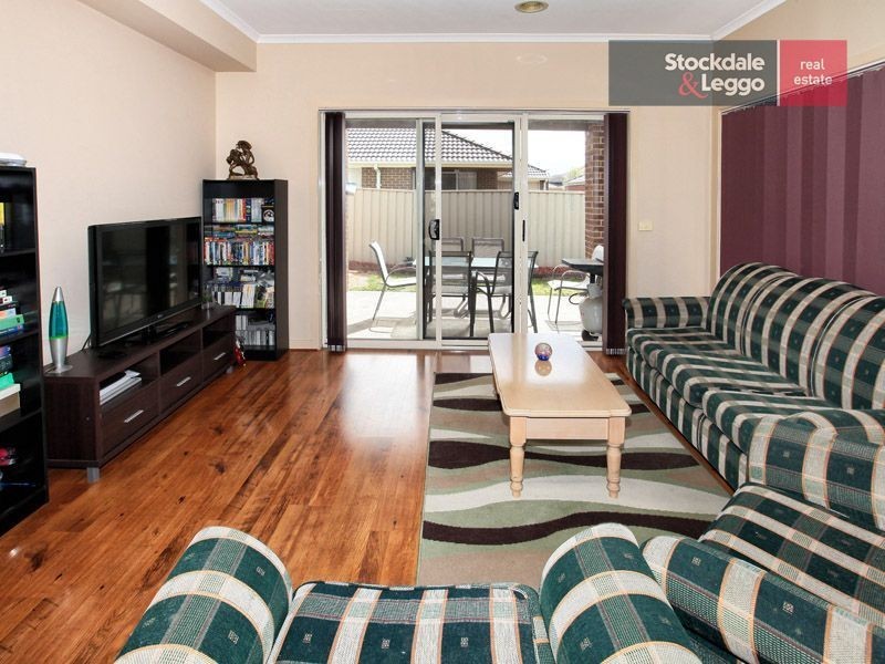 6 Pinehurst Rise, Craigieburn VIC 3064