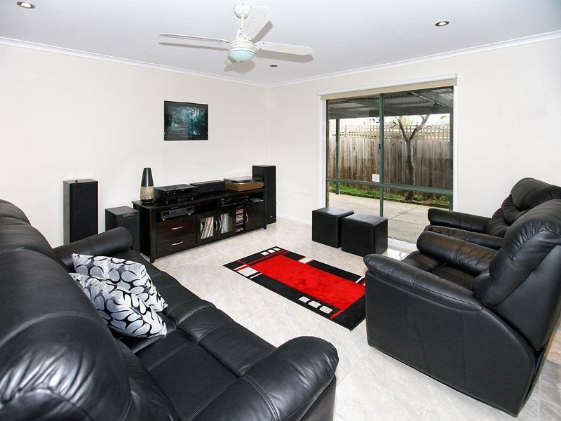 2 Nunney Court, Craigieburn VIC 3064