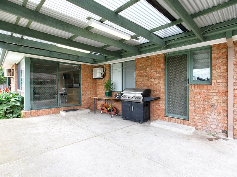 2 Nunney Court, Craigieburn VIC 3064