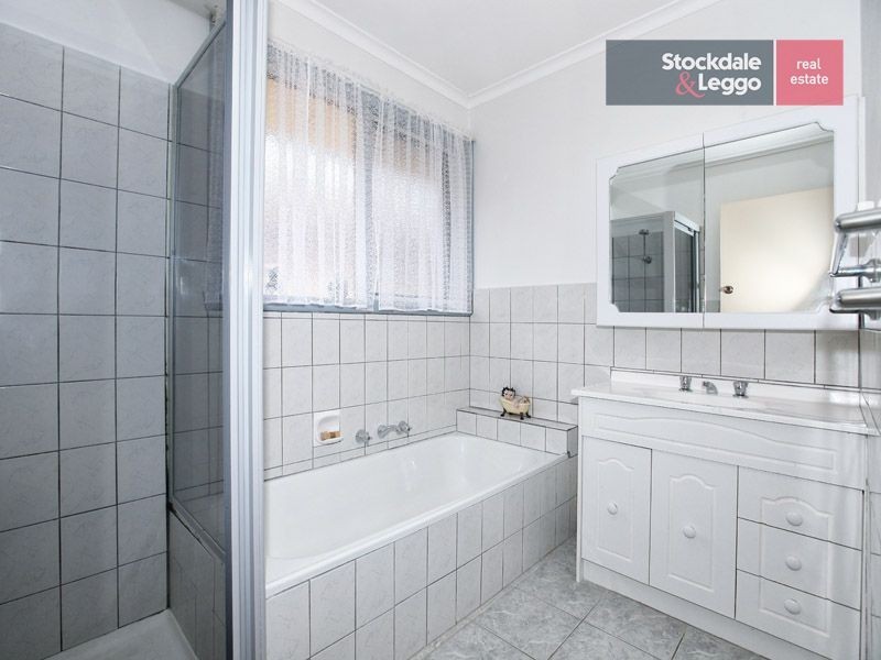 21 Wattleglen Street, Craigieburn VIC 3064