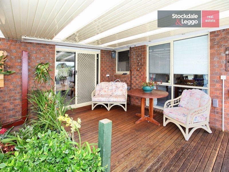 28 Clovelly Drive, Craigieburn VIC 3064