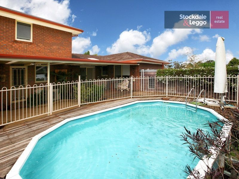 28 Clovelly Drive, Craigieburn VIC 3064