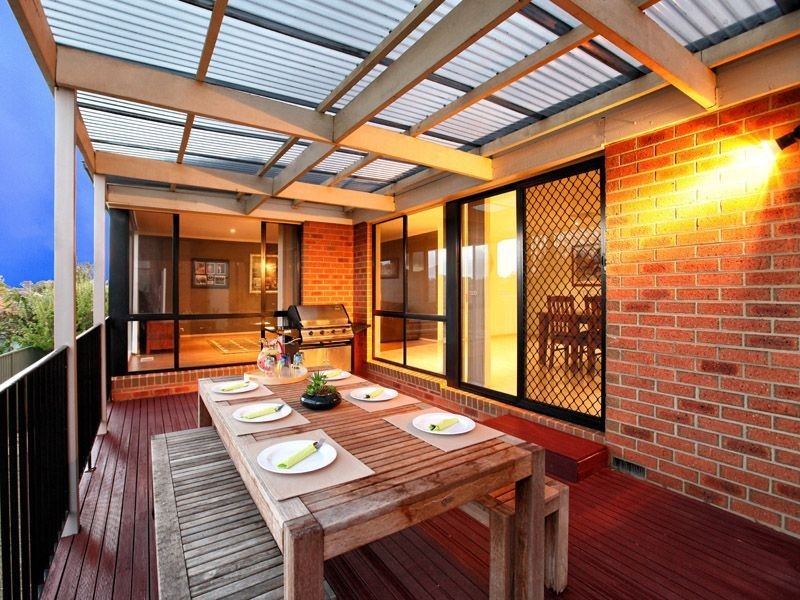 74 Alanbrae Terrace, Attwood VIC 3049