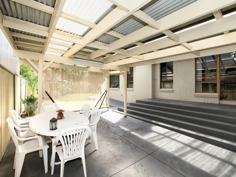 13 Heversham Grove, Greenvale VIC 3059