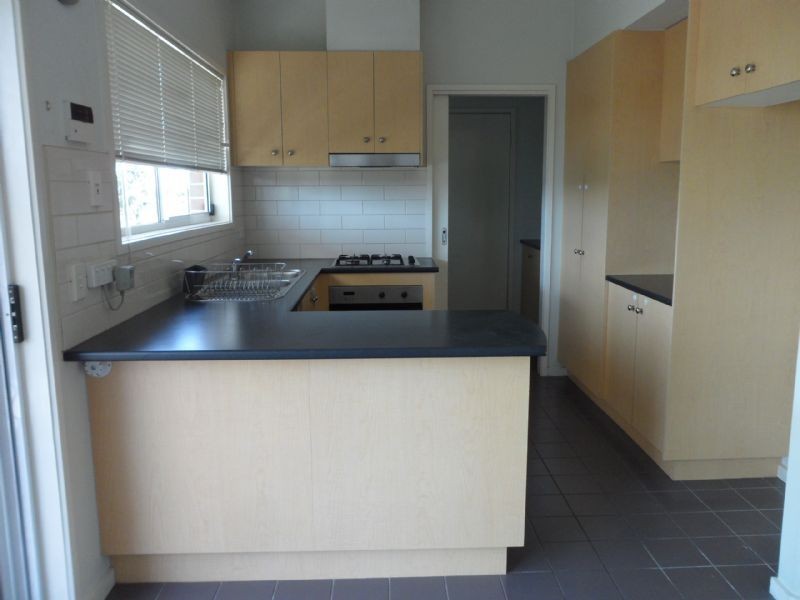 12 Balerno Circuit, Gowanbrae VIC 3043