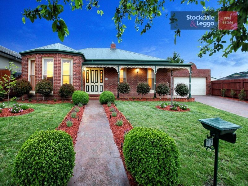 17 Ivanhoe Court, Greenvale VIC 3059
