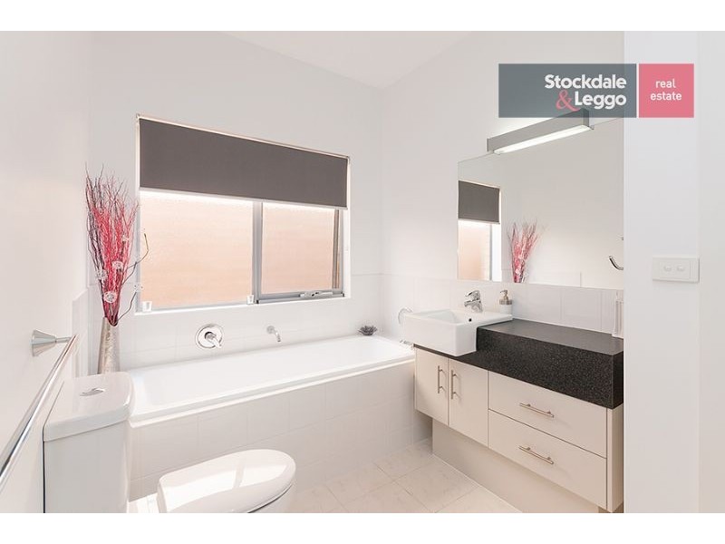 7 Applewood Way, Craigieburn VIC 3064