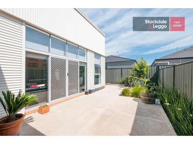 7 Applewood Way, Craigieburn VIC 3064