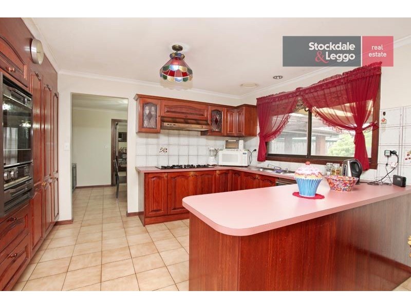 9 Hyton Close, Westmeadows VIC 3049