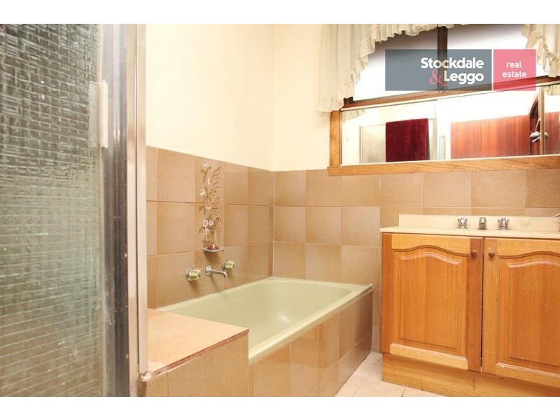 9 Hyton Close, Westmeadows VIC 3049